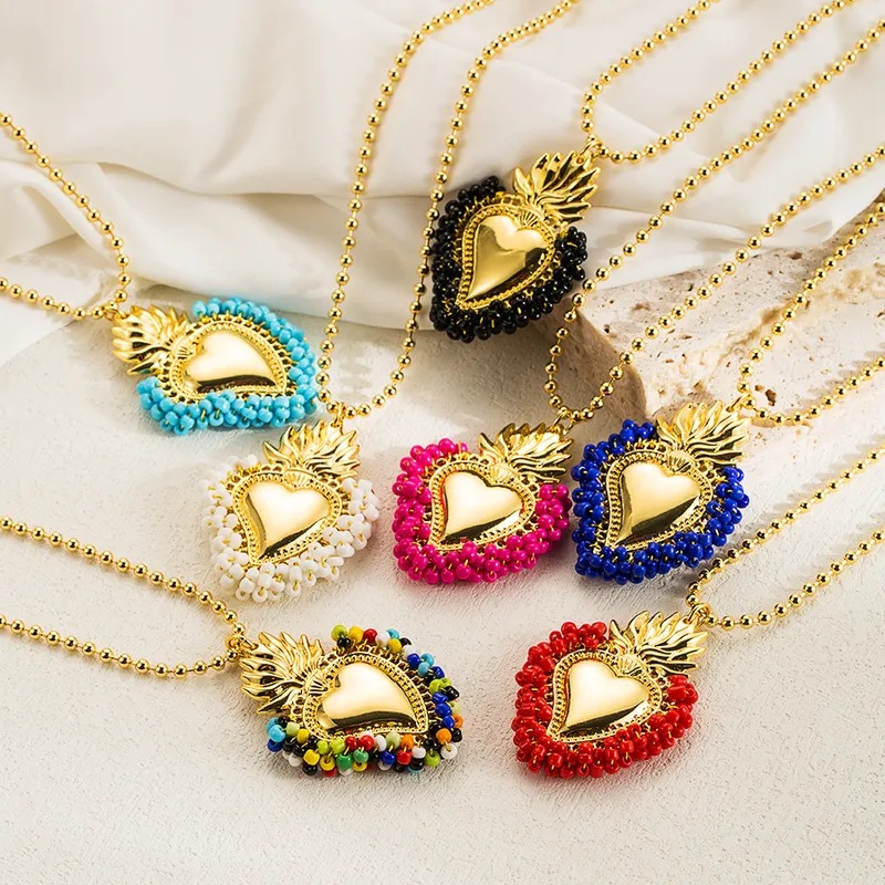 Joyas de moda: Vintage Estilo Simple Forma De Corazón Cobre Chapado En Oro De 18 Quilates. Collar 