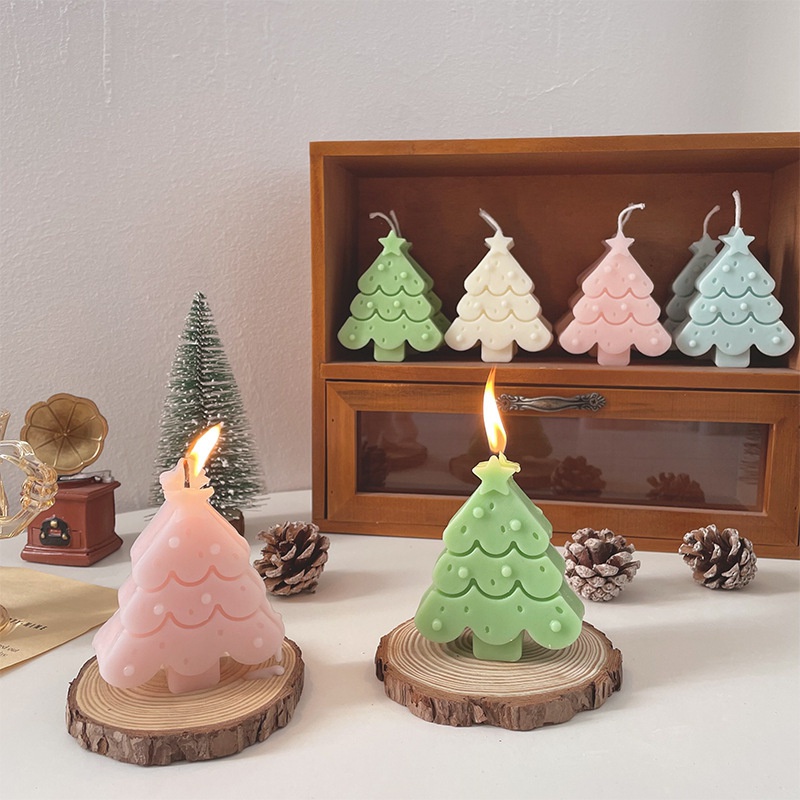 Christmas tree candle NH10038776