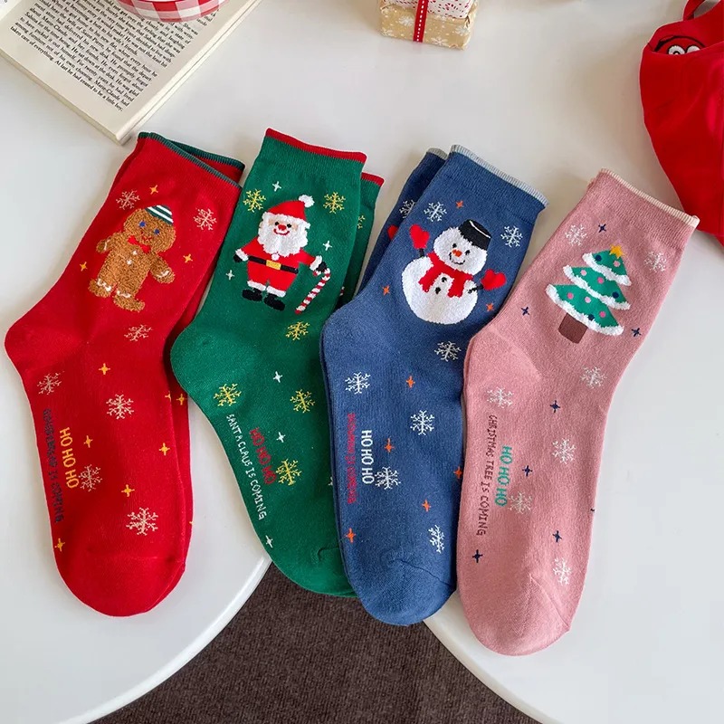 Women's Cartoon Style Christmas Tree Santa Claus Snowman Cotton Crew Socks A Pair