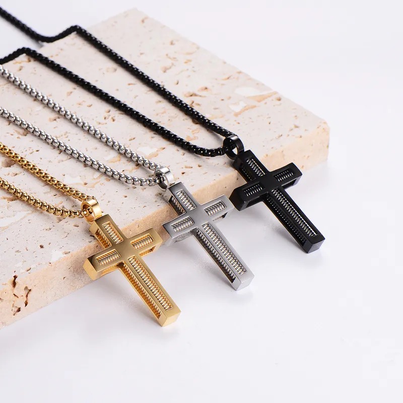 Hip-Hop Streetwear Cross Stainless Steel Plating Unisex Pendant Necklace