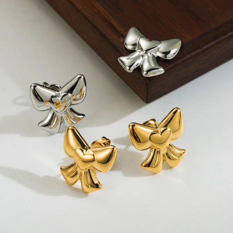 1 Pair Cute Simple Style Heart Shape Bow Knot Polishing Plating Stainless Steel 14k Gold Plated Ear Studs
